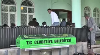 Cevdetiye Belediye Başkanı Önal, Son Yolculuğuna Uğurlandı