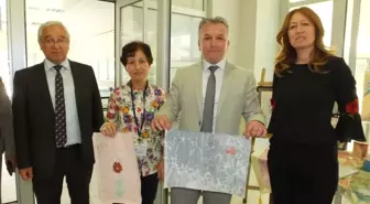 Burhaniye'de Ebru Sergisi Açıldı