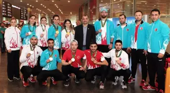 Karate Milli Takımı 11 Madalya ile Yurda Döndü