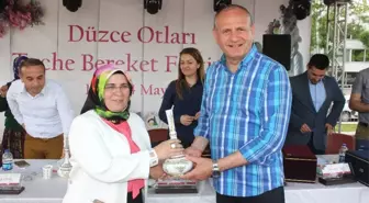 Ayten Usta Düzce'deki Girişimci Kadınlara Rol Model Oldu