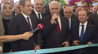 Başbakan Yıldırım, Meclis'te Resim Sergisinin Açılışını Yaptı