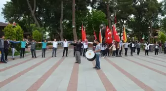 İvrindi' de Gençlik Yürüyüşü