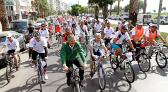 Karşıyaka'da Feridun Düzağaç ile Gençlik Şöleni