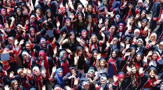 Merzifon Meslek Yüksekokulu'nda Mezuniyet Heyecanı