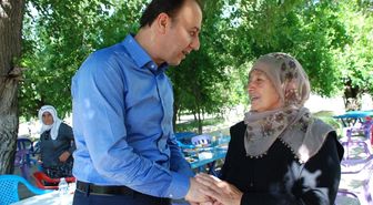 Vali Erin ve Protokol Üyeleri Şehit Ailesini Ziyaret Etti