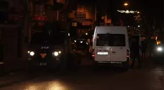 Beyoğlu'nda Polise Silahlı Saldırı