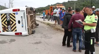 Fethiye'de Öğrenci Servisi Devrildi: 5 Yaralı