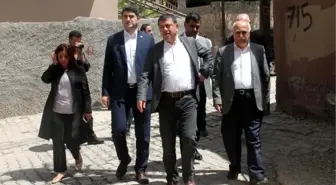 CHP'liler, Silopi'de Panzer Faciasının Olduğu Evi Ziyaret Etti