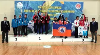 Karate'de Zirve Darıca'nın