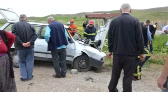 Kırıkkale'de Trafik Kazası: 1 Ölü, 2 Yaralı