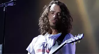 Ünlü Müzisyen Chris Cornell'in Kendini Asarak İntihar Ettiği Açıklandı