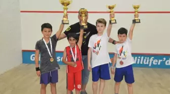 Squash Müsabakaları Nefes Kesti