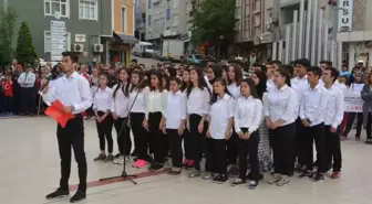 Dilovası'nda 19 Mayıs Coşkuyla Kutlandı