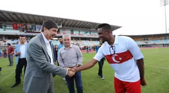 Eto'o, Gönülleri Ay-Yıldız ile Fethetti