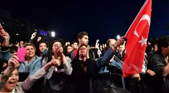 İzmir Gençlik Festivali'nde Bayram Sevinci Yaşadılar