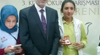 Kitap Okuma Yarışmasında Hisarcık Kutluhallar Köyü Ortaokulu Öğrencisi İl Birincisi