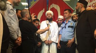 Kıyamder Genel Başkanı Altınkum'u Atatürk Havalimanı'nda Yüzlerce Kişi Karşıladı
