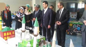 Altıntaş'ta 4-6 Yaş Kur'an Kursu Öğrencileri Sergi Açtı