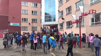 Öğrencileri Için Voleybol Smaç Makinesi Geliştirdi