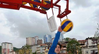 Öğretmenden Voleybol Smaç Makinesi