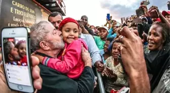 Brezilya Eski Devlet Başkanı Lula  'Yolsuzluk Çetesi Yönetmekle' Suçlanıyor