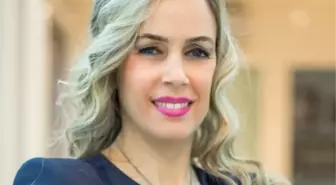 Op. Dr. Defne Erkara, 'Erkeklerde Göğüs Büyümesinin Çözümü Jinekomasti Ameliyatı'