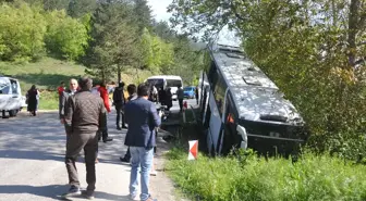 Bolu'da Otobüs Dere Yatağına Düştü: 7 Yaralı