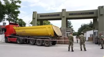 Bonzai İçip Kamyonla Nizamiyeye Daldı