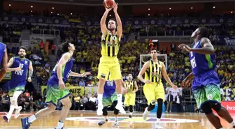 Fenerbahçe Farklı Yendi