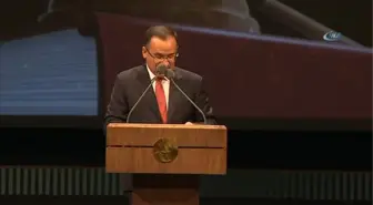 Adalet Bakanı Bekir Bozdağ: 'Avrupa'dan Bana Mektup Yazıyorlar.