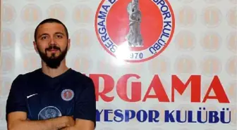 Bergama Belediyespor Samet'i Aldı