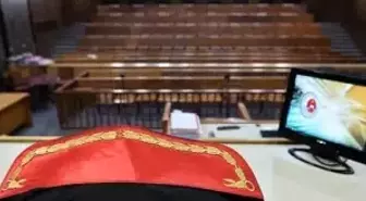 Diyarbakır'da Fetö/pdy'den Tutuklu Generallerin Yargılanmasına Başlandı (2)