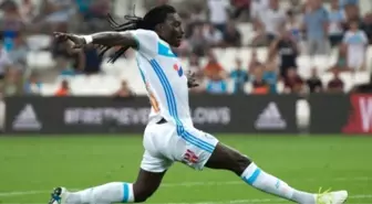 Gomis'ten Taraftara Kalmam Yanıtı!