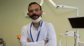 Periodontoloji Uzmanı Dr. Dt. Ali Burak Ayrancı, 'Sahurdan Sonra Mutlaka Dişlerinizi Fırçalayın'