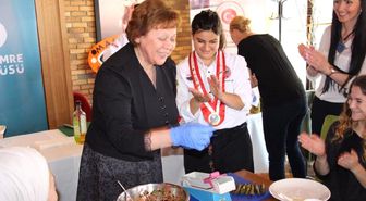 Tataristan Meclis Başkan Yardımcısı'na Sarma Sardırdılar