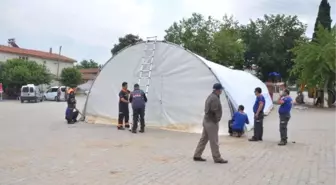 Dha Yurt: Manisa'da Deprem Korkutuyor; Halk Geceyi Çadırlarda Geçirdi (Ek)