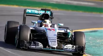 Hamilton ve Bottas Takibi Sürdürüyor