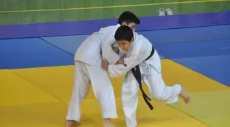 Okul Sporları Küçükler Judo Türkiye Birinciliği