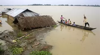 Bangladeş'te Tropik Fırtına