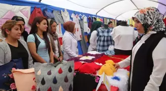 Silopi'de El Emeği Göz Nuru Sergisi