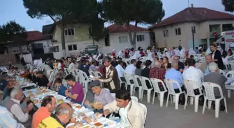 Arnavutköy'de İftar Sofraları Restoran Havasında Kuruluyor