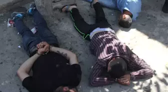 Polisin Uyuşturucu Baskını Yaptığı Evden 11 Silah, 18 Gram Esrar Çıktı