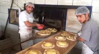 Ramazan Pidesi Damaklara Hitap Ediyor