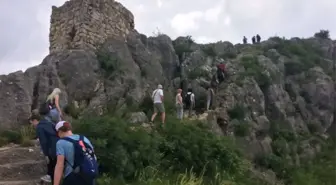 Tarihi ve Turistik Mekanları Gezmek İçin Pedal Çeviriyorlar