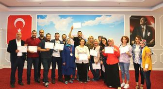 Acil Bakım Hemşireleri Sertifikalarını Aldı