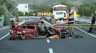 Elazığ'da Trafik Kazası: 1 Ölü, 2 Yaralı