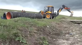 Kars'işçi Gibi Çalışan Başkan