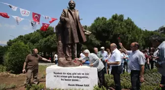 Karşıyaka, Nazım Hikmet'i Andı