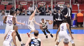 Anadolu Efes Final Umudunu Sürdürdü