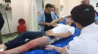 Bacağına Saplanan Bıçakla Hastaneye Kaldırıldı
